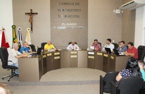 Câmara cria Comissão Especial para avaliar fechamento de escolas