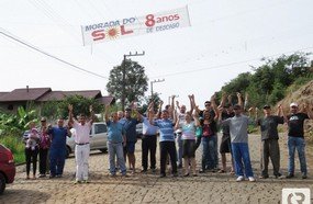 Moradores do Jardim Morada do Sol protestam por melhorias