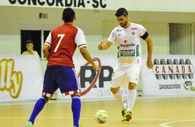 Joaçaba Futsal contrata o fixo Júlio, ex-Concórdia