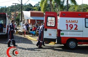 Acidente em Erval Velho deixa duas pessoas feridas