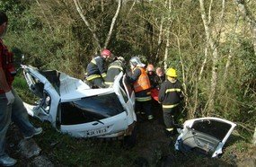 Tragédia na BR-153: colisão entre carro e caminhão mata qautro pessoas