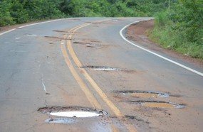Deinfra tem prazo para cobrir buracos entre Concórdia e Chapecó