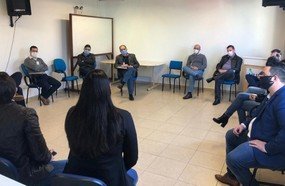 Vereadores cobram atendimento humanizado no HUST