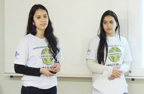 Acadêmicas apresentam ideias de empreendedorismo para Vila Cachoeirinha