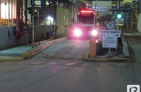 Bombeiros combatem princípio de incêndio na ADM
