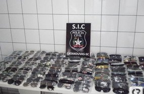 Polícia Civil apreende produtos na Feirinha do Brás em Catanduvas