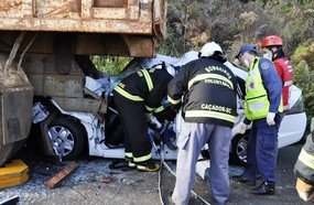 Psicóloga do Sesi fica gravemente ferida em acidente na SC-135