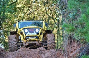 Mais de 100 veículos na terceira etapa da Copa Oeste de Jeep Raid