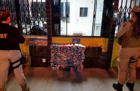 PRF e PM apreendem 200 kg de maconha em veículo no trevão de Irani