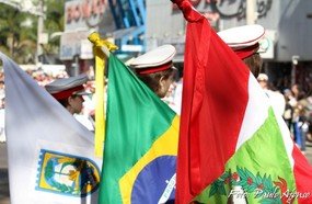Milhares de pessoas acompanharam desfile da pátria em Joaçaba