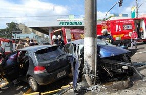 Grave acidente deixa duas pessoas feridas em Caçador
