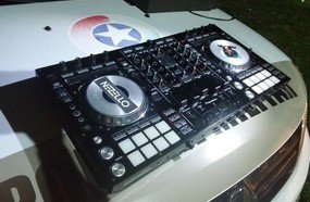 PM acaba com festa clandestina e apreende equipamentos de som