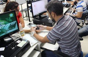 Horário ampliado nos cartórios eleitorais para regularizar título