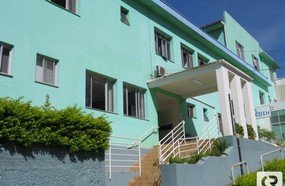 Jovem baleado em tentativa de assalto, está fora de perigo