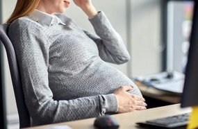 O que diz a reforma trabalhista sobre gestantes e lactantes?