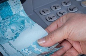 Caixa antecipa saque do auxílio para aprovados em junho