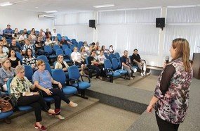 Prefeitura apresenta plano de cargos e salários aos servidores