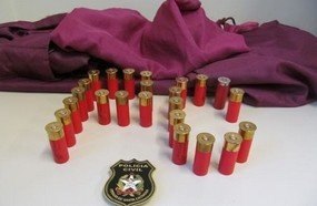 Polícia quer encontrar assassino da Cortina Vermelha