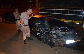 Colisão frontal deixa motorista com veículo de Joaçaba gravemente ferido