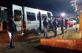 Ônibus e van são apreendidos com produtos eletrônicos