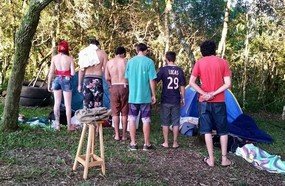 Polícia acaba com festa rave regada a drogas em Campos Novos