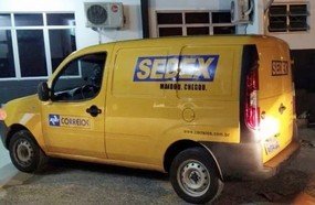 PRF apreende 500 kg de maconha em falso veículo dos Correios