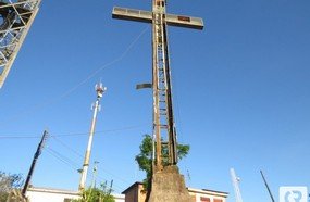 Lastimável: Cartão postal de Herval abandonado