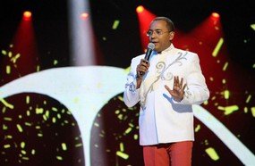 Show de Dudu Nobre apresentará sambas enredos tradicionais