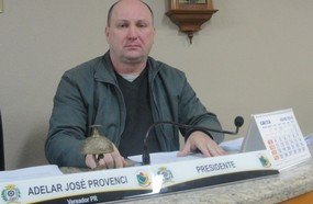 Presidente “implora” para que Prefeitura atenda população