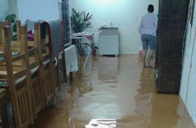 Casas são invadidas pelas águas em Erval Velho