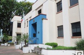 Prefeitura causa indignação ao dispensar estagiários