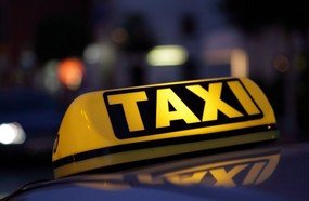 Taxista é agredido a marteladas e tem veículo roubado em Joaçaba