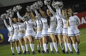 JAC terá animadoras de torcida