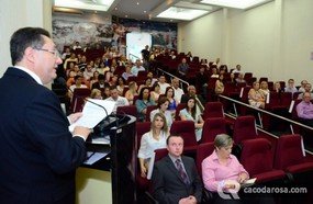 Lourenço Becker toma posse como prefeito interino de Videira