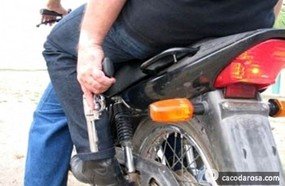 Elementos assaltam Posto de Combustível em Capinzal e fogem de motocicleta