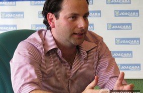 D’Agostini deixa a presidência da Liga das Escolas de Samba