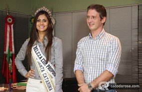 Thainara foi homenageada em Joaçaba