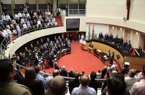Solenidade marca os 47 anos de fundação do PMDB em Santa Catarina