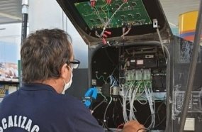 Megaoperação detecta fraudes e interdita bombas de combustível em SC