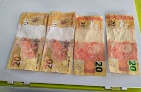 Motorista paga abastecimento do carro com notas falsas 