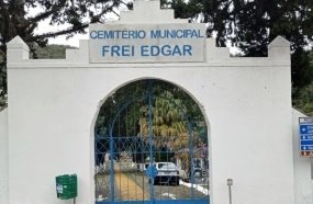 Funcionamento do Cemitério Frei Edgar no Dia de Finados 