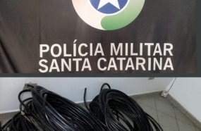 Casal é preso em flagrante após furtar fios de cobre 