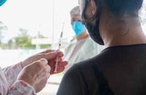Adolescentes de 12 a 17 anos já podem tomar a dose de reforço 