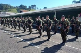 Tiro de Guerra promove solenidade em comemoração ao Dia do Soldado