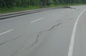 Pista da BR-153 é interditada após apresentar rachaduras 