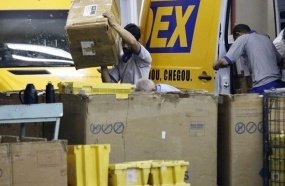 Correios realizam leilão de itens que não puderam ser entregues
