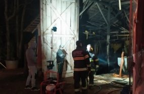 Incêndio em aviário mobiliza Bombeiros no interior de Piratuba 
