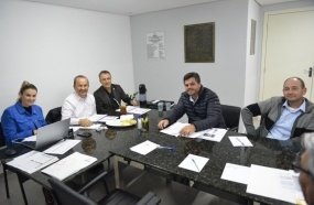 Jorginho Mello recebe as demandas dos prefeitos da AMMOC