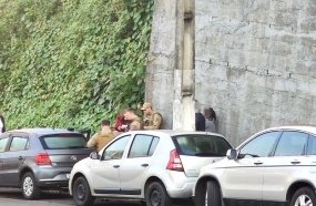 Veículos são arrombados e pertences furtados na área central de Joaçaba