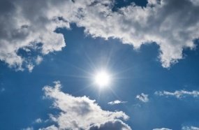 Semana começa com sol, calor e temporais localizados em SC